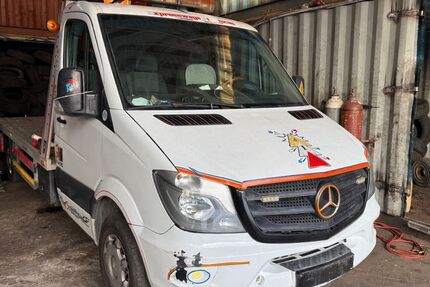 Mercedes-Benz Sprinter 323.348 km 12.000 &euro; Hamburg 22111