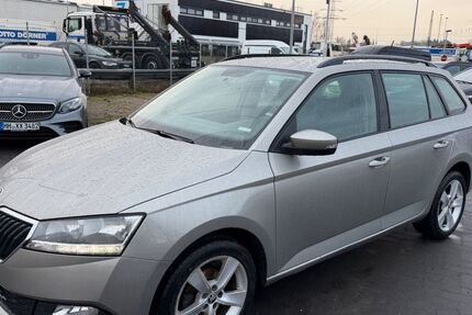 Skoda Fabia 144.300 km 7.200 &euro; Hamburg 22525