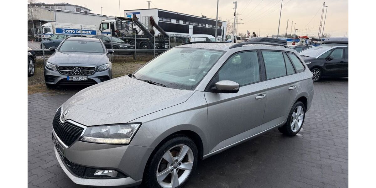Skoda Fabia 144.300 km 7.200 &euro; Hamburg 22525
