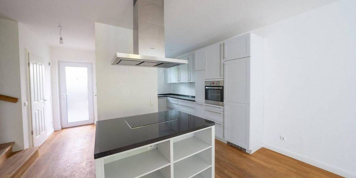 Reihenmittelhaus Hamburg Niendorf - 6 Zimmer, 140 m&sup2;, 899.000&euro; | Angebot:26657368