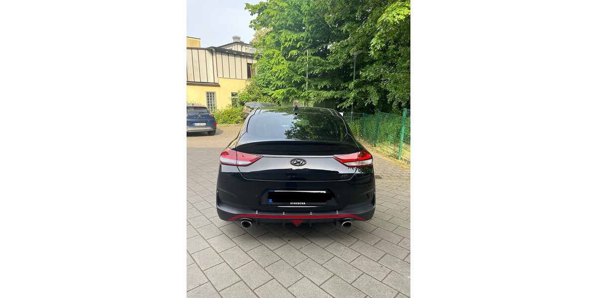 Hyundai i30 103.000 km 21.000 € Hamburg 20038