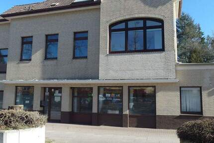 Wohnung Hamburg Rahlstedt - 3 Zimmer, 90 m&sup2;, 950&euro; | Angebot:25701408