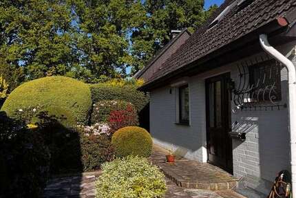 Haus zum Mieten in Norderstedt 2.450 € 135 m²