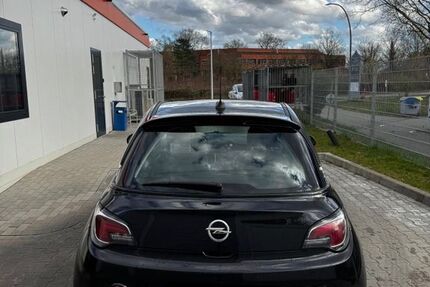 Opel Adam 75.600 km 8.500 &euro; Hamburg 22307