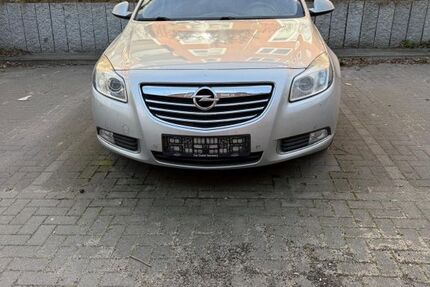 Opel Insignia 190.206 km 2.850 &euro; Hamburg 22083