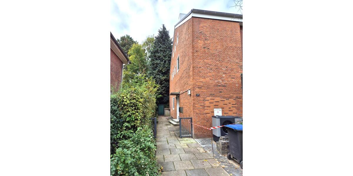 Wohnen auf Zeit: Neubauwohnung im charmantem Bestandshaus 3 zimmer