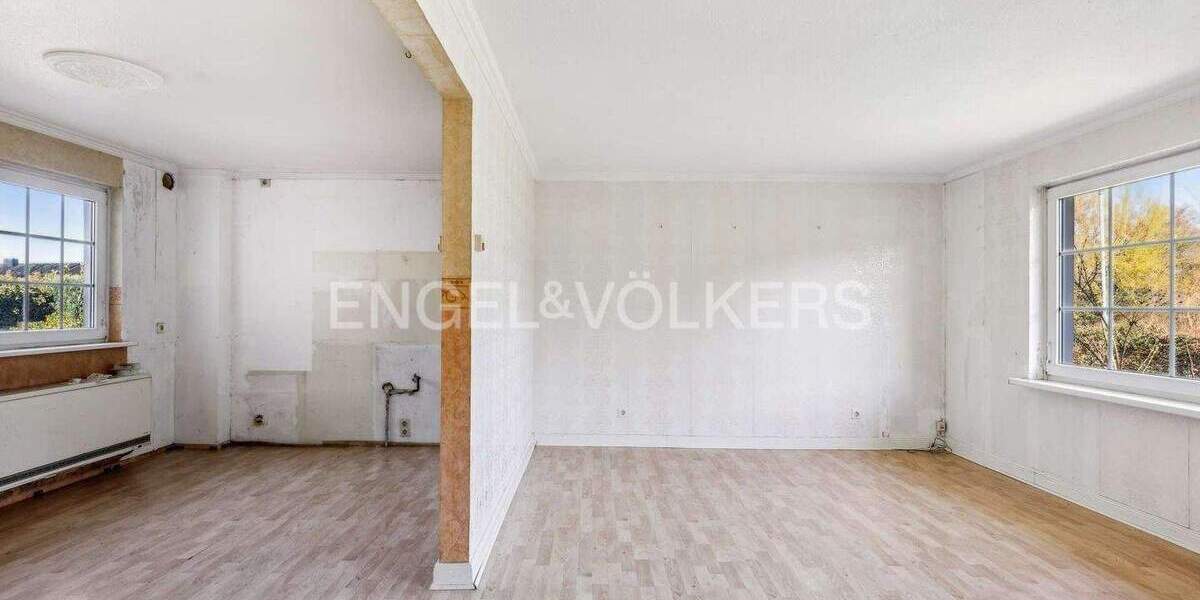 Mehrfamilienhaus, Wohnhaus Ammersbek Siedlung Daheim-Heimgarten - 8 Zimmer, 174 m&sup2;, 498.000&euro; | Angebot:25701558