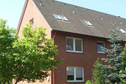 gepflegte 1-Zimmer-DACHGESCHOSS-Wohnung