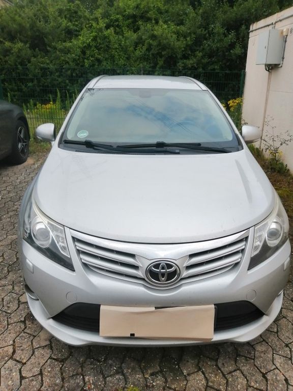 Avensis