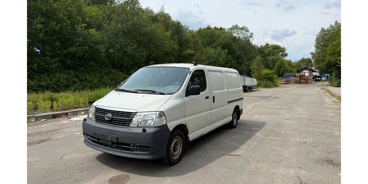 Toyota Hiace 187.649 km 9.300 &euro; HAMBURG 22113