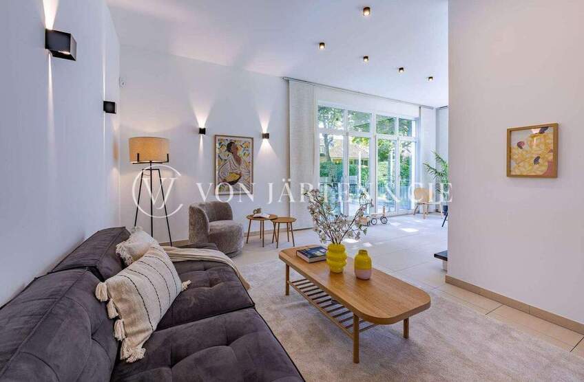 Design trifft Behaglichkeit - stilvolles Einfamilienhaus mit Garten und Dachterrasse! 4 zimmer
