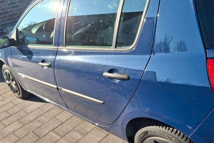 Renault Clio 20.000 km 4.900 &euro; Hamburg 22117