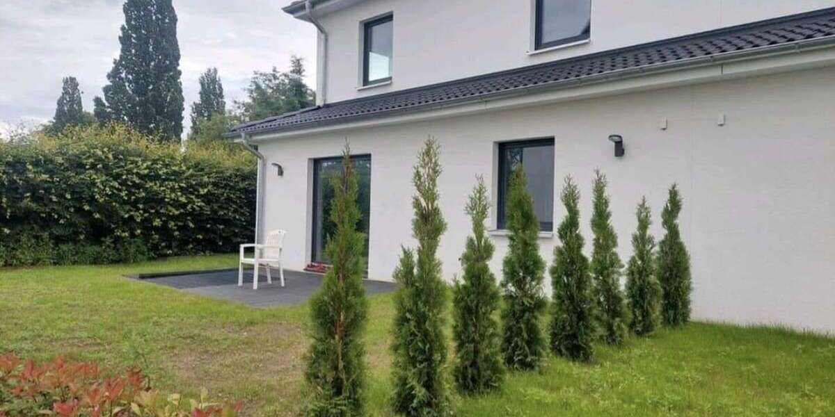 Einfamilienhaus Pinneberg - 6 Zimmer, 140 m&sup2;, 2.550&euro; | Angebot:27032859
