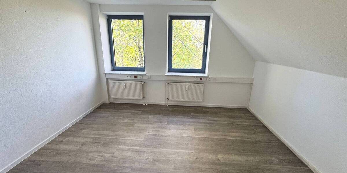 Gewerbeobjekt Hamburg Sülldorf - 3 Zimmer, 90 m&sup2;, 1.180&euro; | Angebot:26806982
