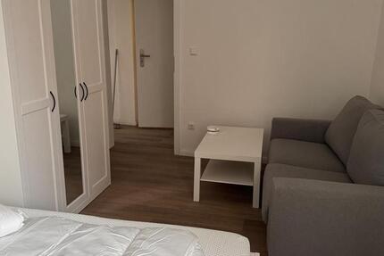 Wohnung Hamburg Altstadt - 3 Zimmer, 90 m&sup2;, 750&euro; | Angebot:24983699