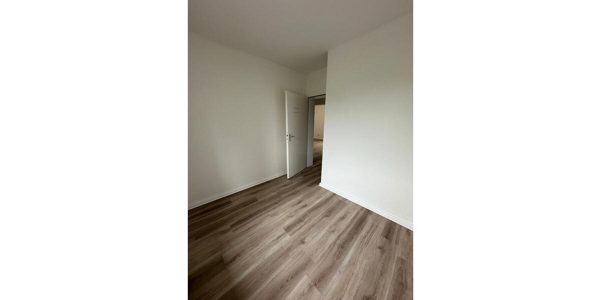 Erdgeschoßwohnung Henstedt-Ulzburg Ulzburg - 3 Zimmer, 67 m&sup2;, 180.000&euro; | Angebot:26338483