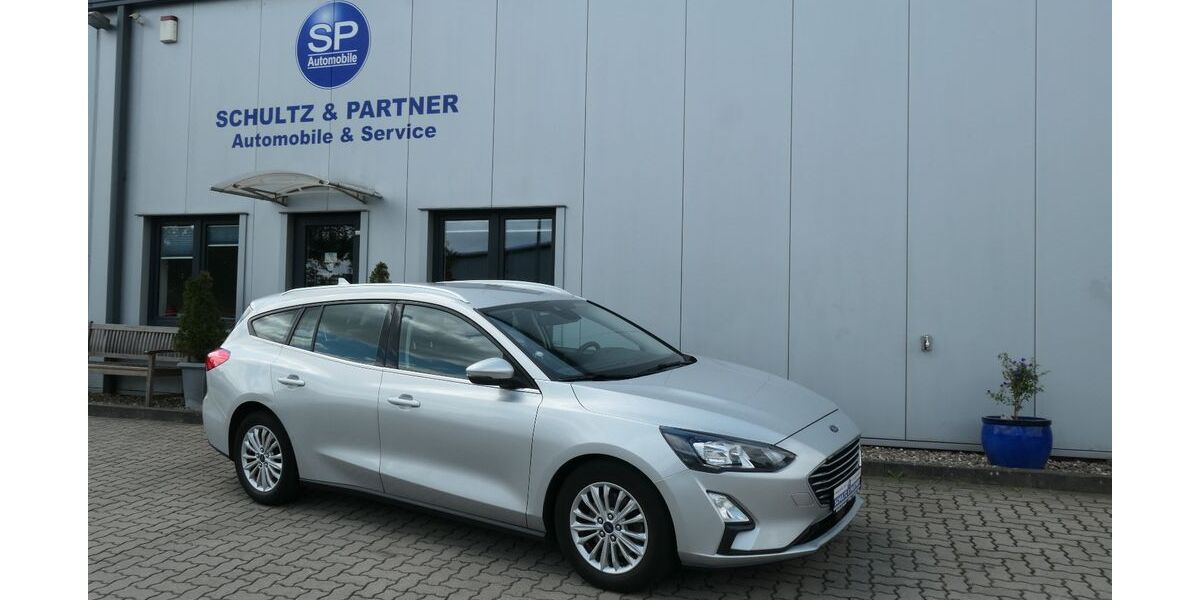 Ford Focus 88.557 km 12.490 &euro; Trittau bei Hamburg 22946