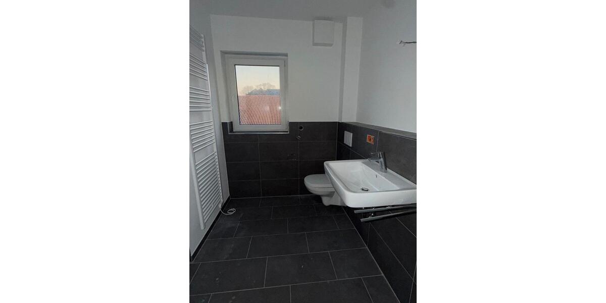 4-Zimmer Dachgeschoss Wohnung 4 zimmer