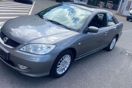 Honda Civic 193.000 km 2.950 &euro; Hamburg 22765