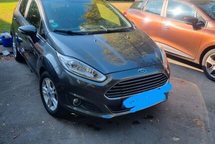 Ford Fiesta 81.871 km 6.950 € Hamburg 22335