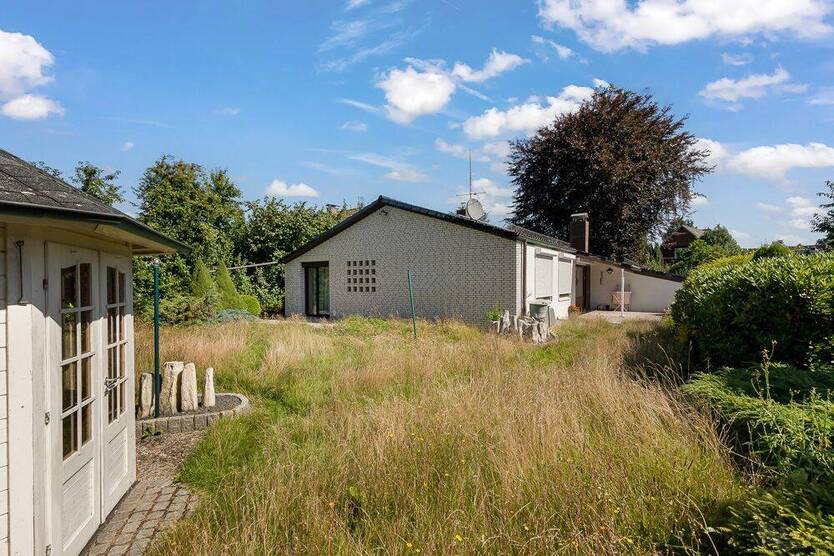 Sonniges Grundstück mit großem Potenzial in familienfreundlicher Lage - Nähe Hamburg