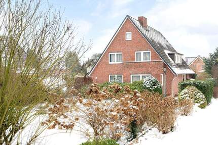 Haus Wentorf bei Hamburg - 9 Zimmer, 200 m&sup2;, 585.000&euro; | Angebot:24989993