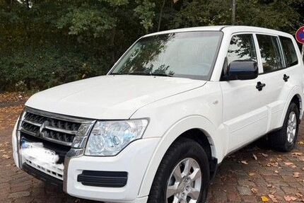Mitsubishi Pajero 147.900 km 19.990 &euro; Hamburg 22523