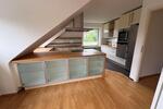 Helle Dachgeschoßwohnung mit Südbalkon plus 60m² Stauraum