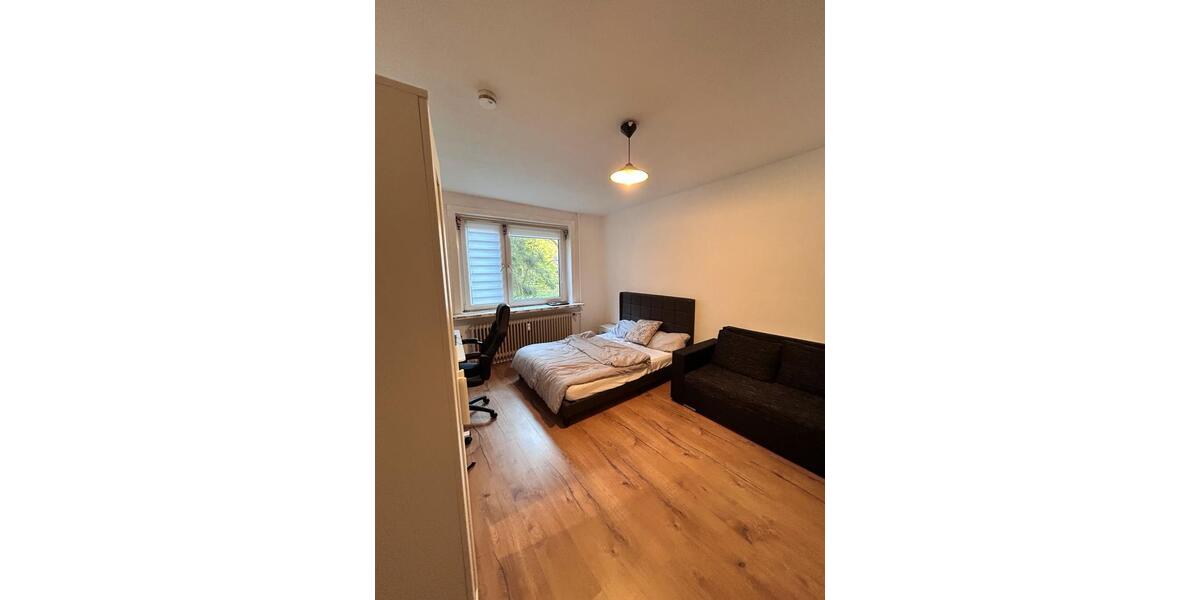 Erdgeschoßwohnung Hamburg Barmbek-Süd - 1 Zimmer, 33 m&sup2;, 1.075&euro; | Angebot:26517920