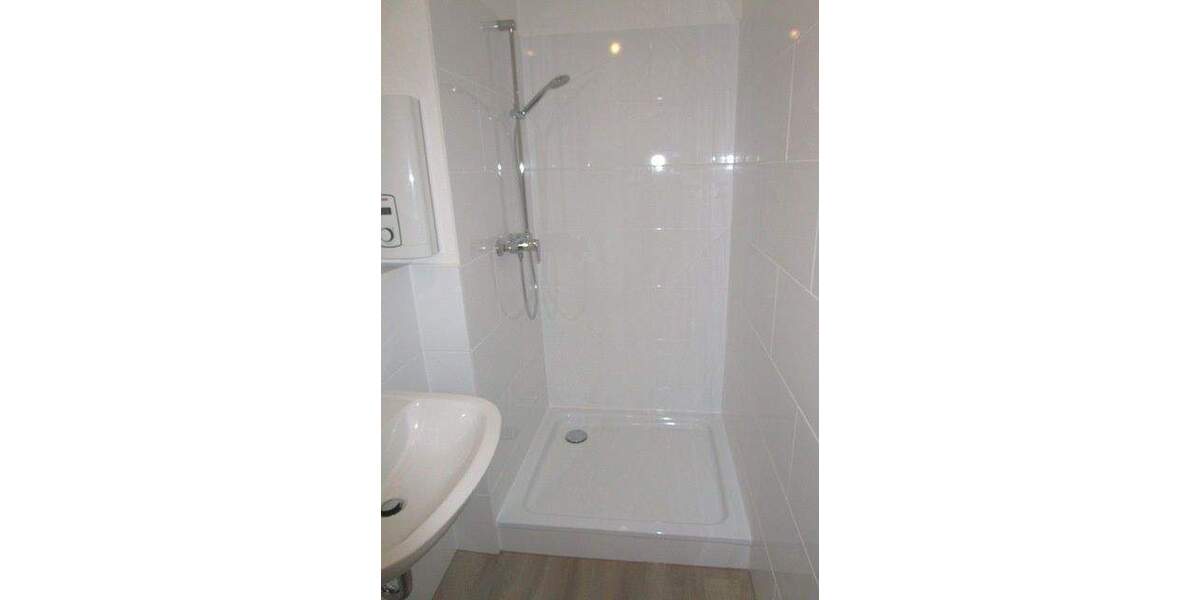 Balkonwohnung für Single - an der Fußgängerzone von RAHLSTEDT 2 zimmer