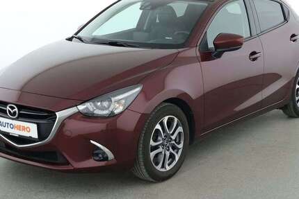 Mazda 2 77.216 km 11.790 &euro; Hamburg 22529