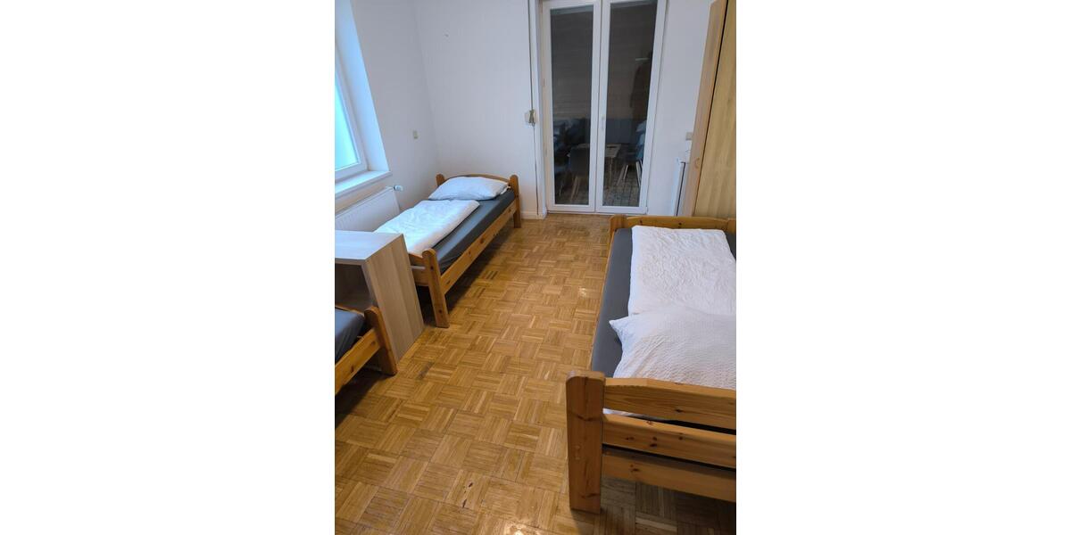 K357 Staffboarding Monteurzimmervermietung, Vermittlung in Hamburg (Haus, 10 Zimmer, bis 20 Personen - Burg Hamburg Stellingen | Angebot:27225050