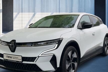 Renault Megane E-TECH 28.663 km 18.990 € Hamburg 22763