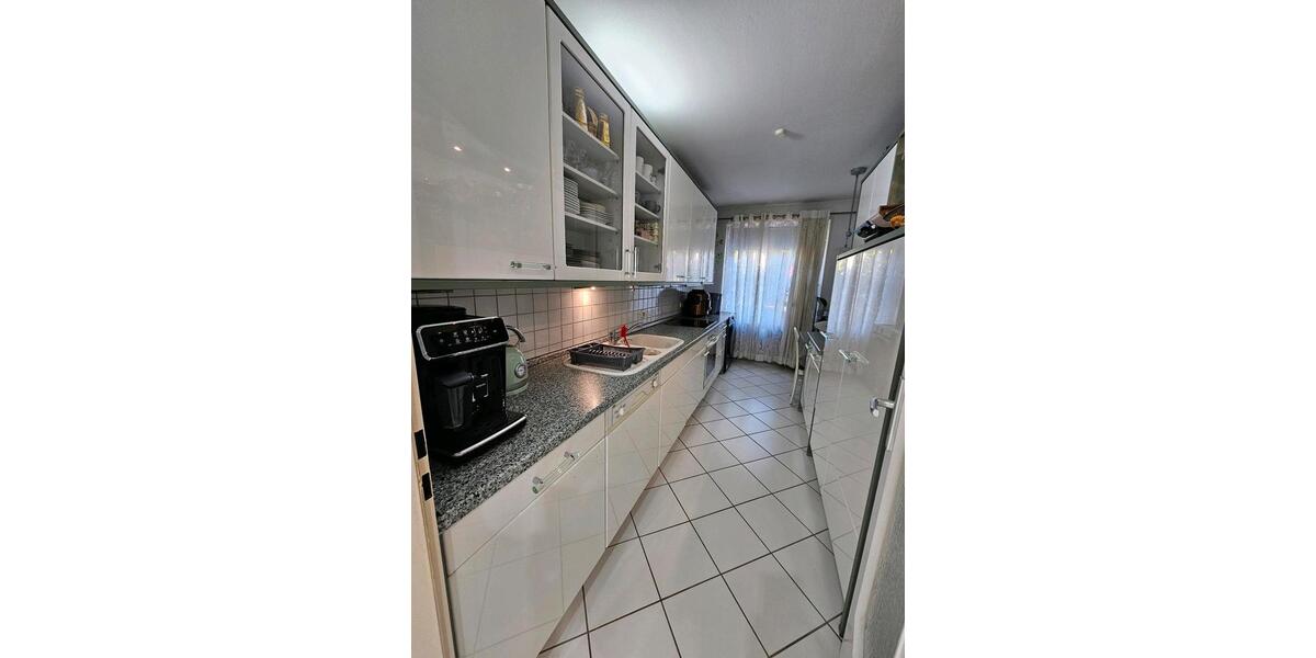 Zwischenmiete eineinhalb Jahre. ab Sofort 3-Zimmer Wohnung 85 m² 3 zimmer