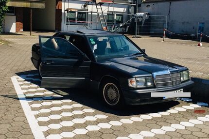Mercedes-Benz 190 174.000 km 7.199 &euro; Wedel 22880