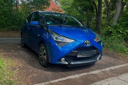 Toyota Aygo (X) 104.000 km 8.600 &euro; Hamburg 22419