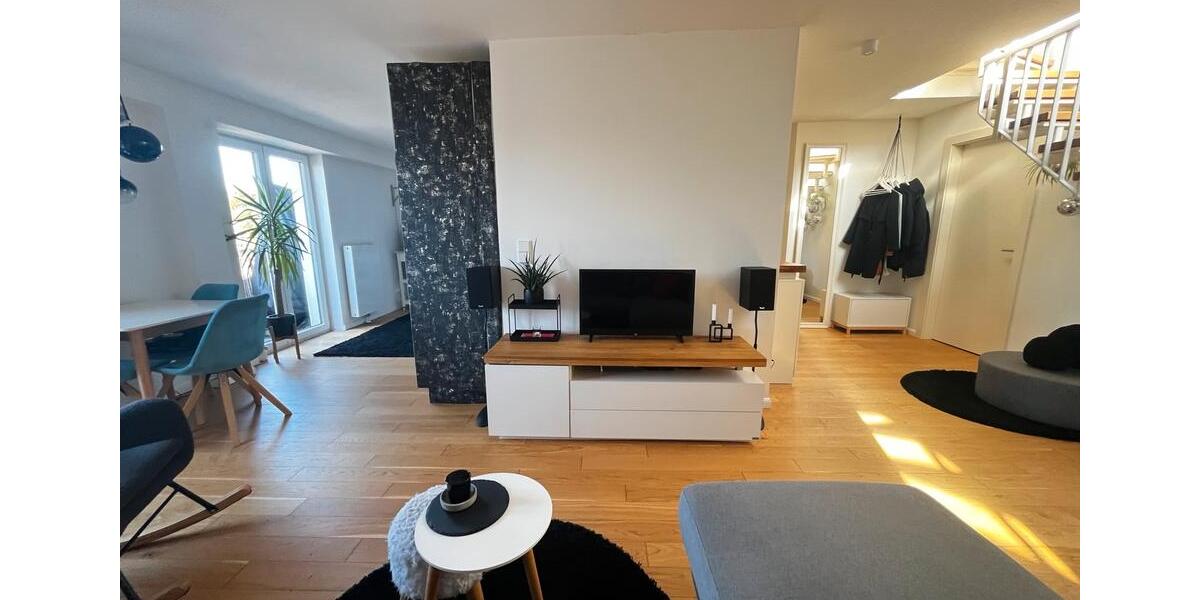 Dachgeschoßwohnung Hamburg Bahrenfeld - 2 Zimmer, 60 m&sup2;, 1.550&euro; | Angebot:25715644