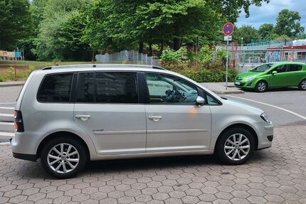 VW Touran 209.000 km 4.000 &euro; Hamburg 22527