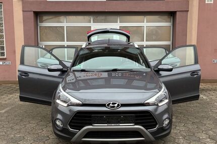 Hyundai i20 33.887 km 12.970 &euro; Hamburg 20537