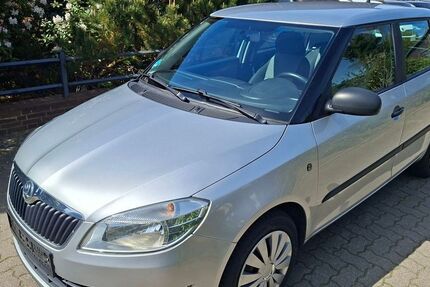 Skoda Fabia 163.600 km 4.300 &euro; Kisdorf 24629