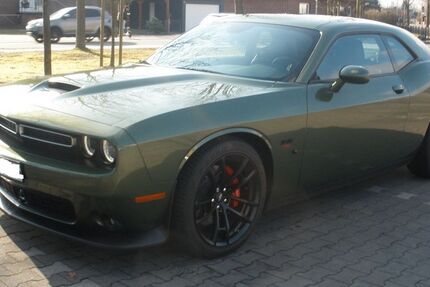 Dodge Challenger 16.000 km 44.650 &euro; Bliedersdorf 21640