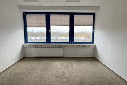 Gewerbeobjekt Hamburg Rahlstedt - 2 Zimmer, 100 m&sup2;, 1.300&euro; | Angebot:26903021