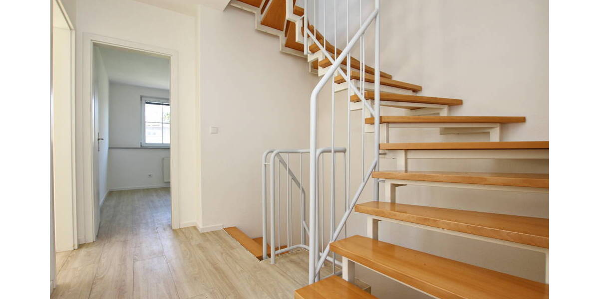 Doppelhaushälfte Hamburg Sasel - 5 Zimmer, 125 m&sup2;, 630.000&euro; | Angebot:26486678