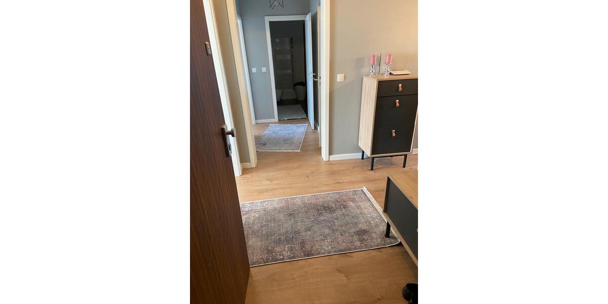 Etagenwohnung Pinneberg - 3 Zimmer, 85 m&sup2;, 275.000&euro; | Angebot:27098582