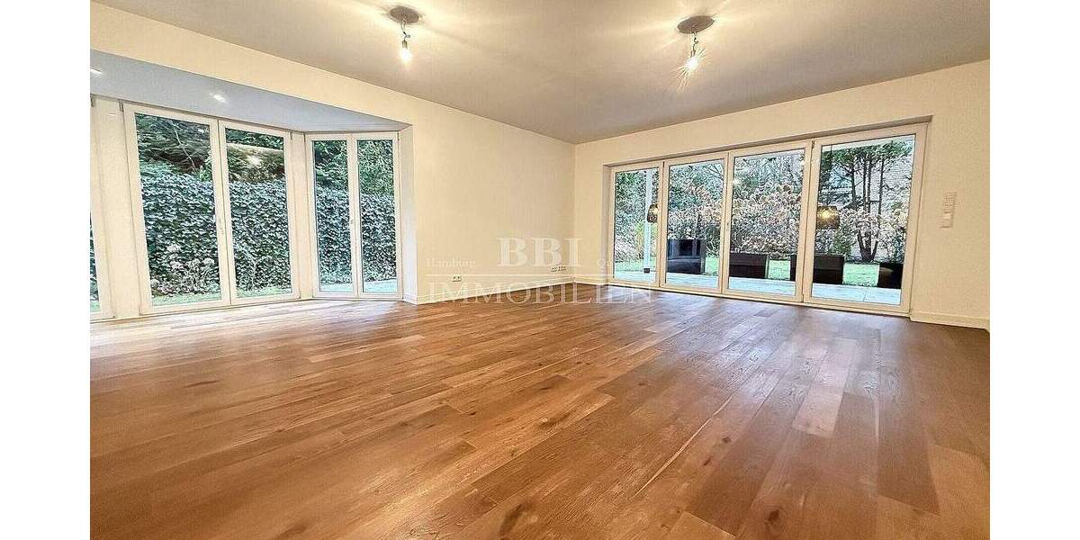 Erdgeschosswohnung mit Südgarten und 2 TG - Stilvolles Wohnen in privater Atmosphäre 4 zimmer