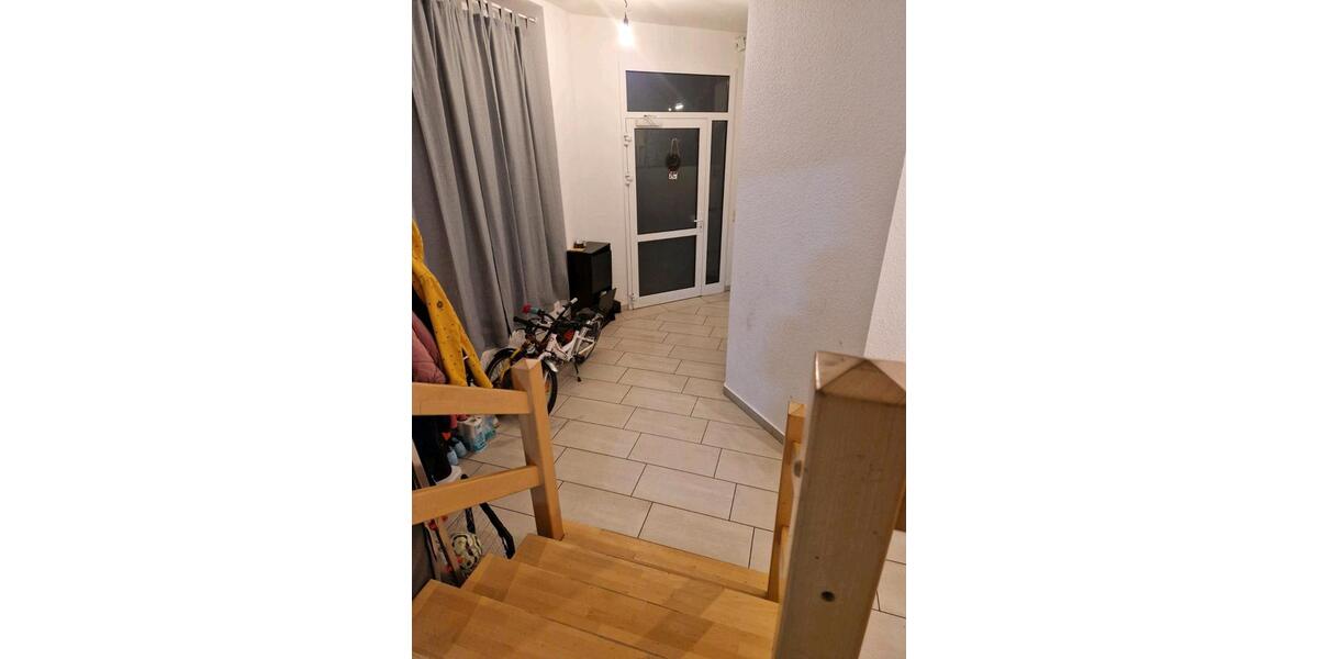 Erdgeschoßwohnung Hamburg Harburg - 4 Zimmer, 90 m&sup2;, 1.340&euro; | Angebot:25292779