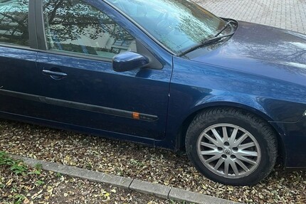 Renault Laguna II 186.000 km 1.300 € Hamburg 20038