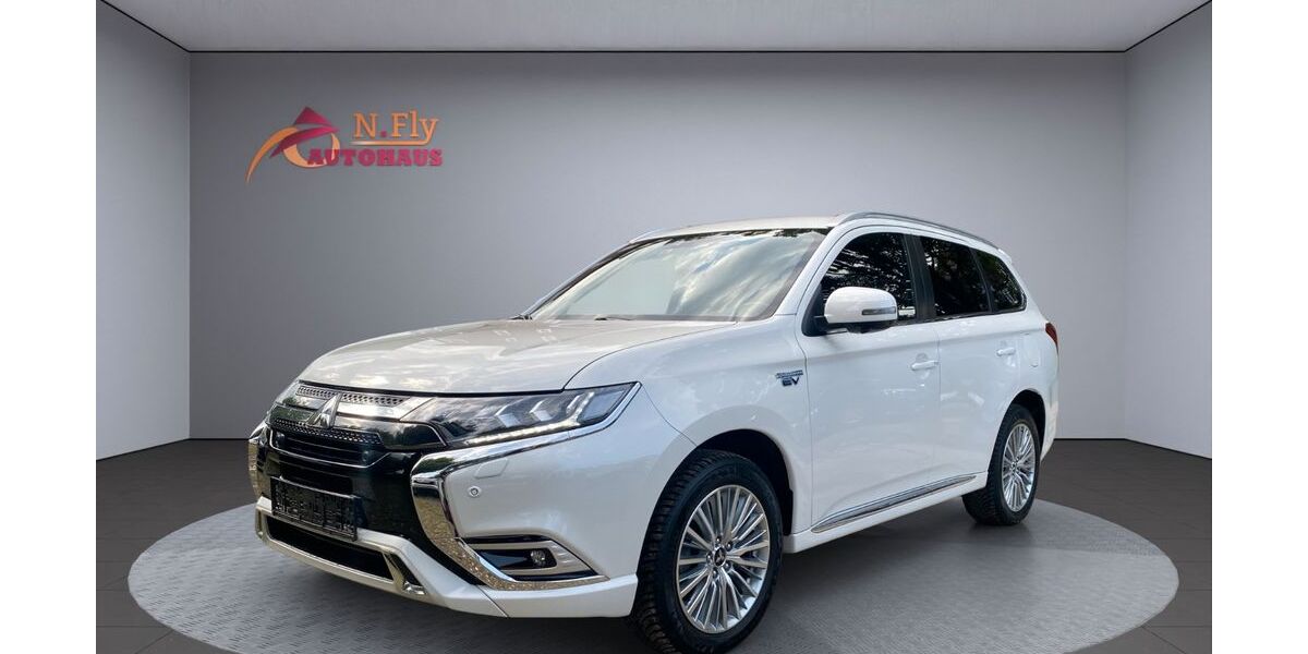 Mitsubishi Outlander 81.963 km 19.700 &euro; Hamburg - 1 Min. vom Hamburg Airport 22415