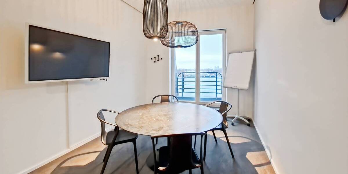 Privater Büroraum ganz auf Ihre individuellen Unternehmensbedürfnisse angepasst in Signature Jungfernstieg zimmer