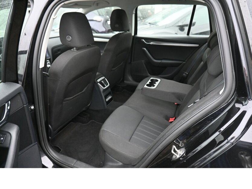 Skoda Octavia 1.5 TSI Combi *Style* Navi LED DAB 17Alu 169.000 km 12.900 € Seevetal - Hittfeld 21218